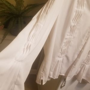 white button up top with collar. 4 for 20